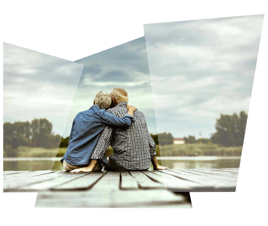 Leben mit NET: Ein Paar sitzt auf einem Steg